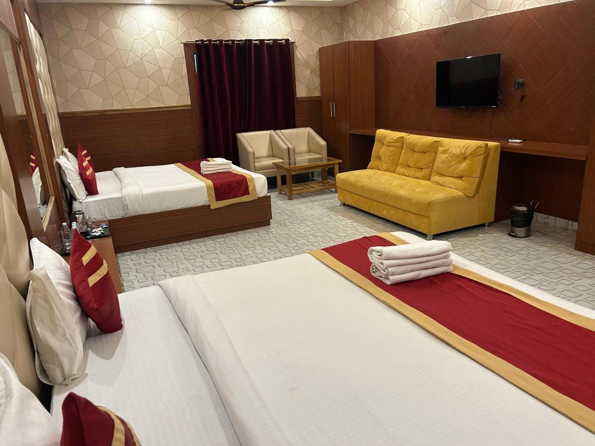Royal Heritage Hotel & Resort Ayodhya Exterior photo